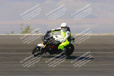 media/Nov-06-2023-Moto Forza (Mon) [[ce023d0744]]/4-Beginner Group/Session 2 (Bowl Tight Speed)/